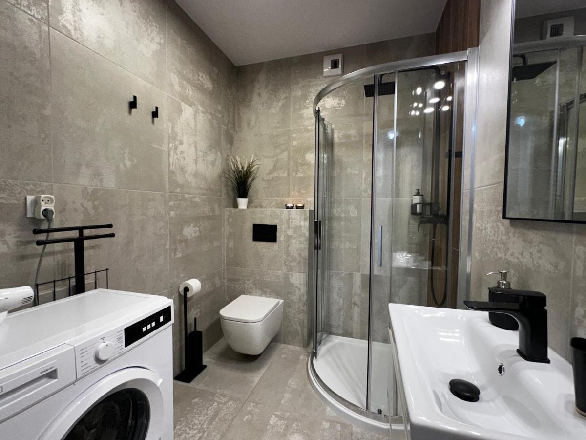 Urban Apartments Premium, Opolska 10 No 80, Free Garage, Self Check-In Katowice Bagian luar foto